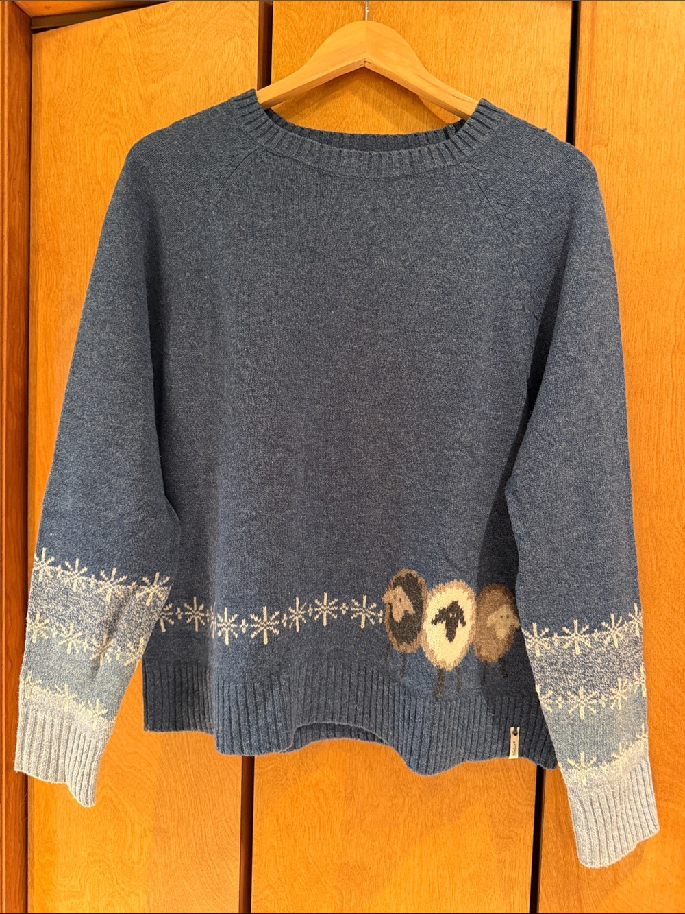 Woolrich Denim Blue Crewneck Sweater with Sheep Snowflake Motif Large